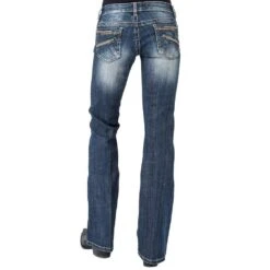 Stetson Women's 816 Embroidered Pocket Classic Boot Cut Jean